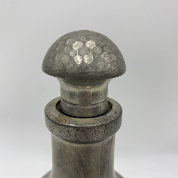 Royal Holland Daalderop Pewter Overlay & Green Glass Decanter bottle w/Stopper V - Picture 3 of 16